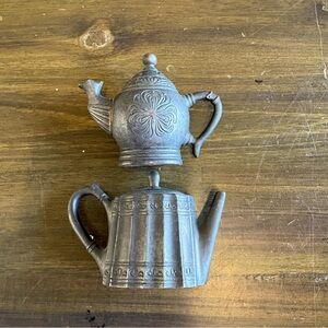 Vintage Godinger Silver Art Teapot Coffee Pot Silver Salt Pepper Shakers Set 2